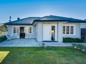 Gem on Gillean - Havelock North Holiday Home